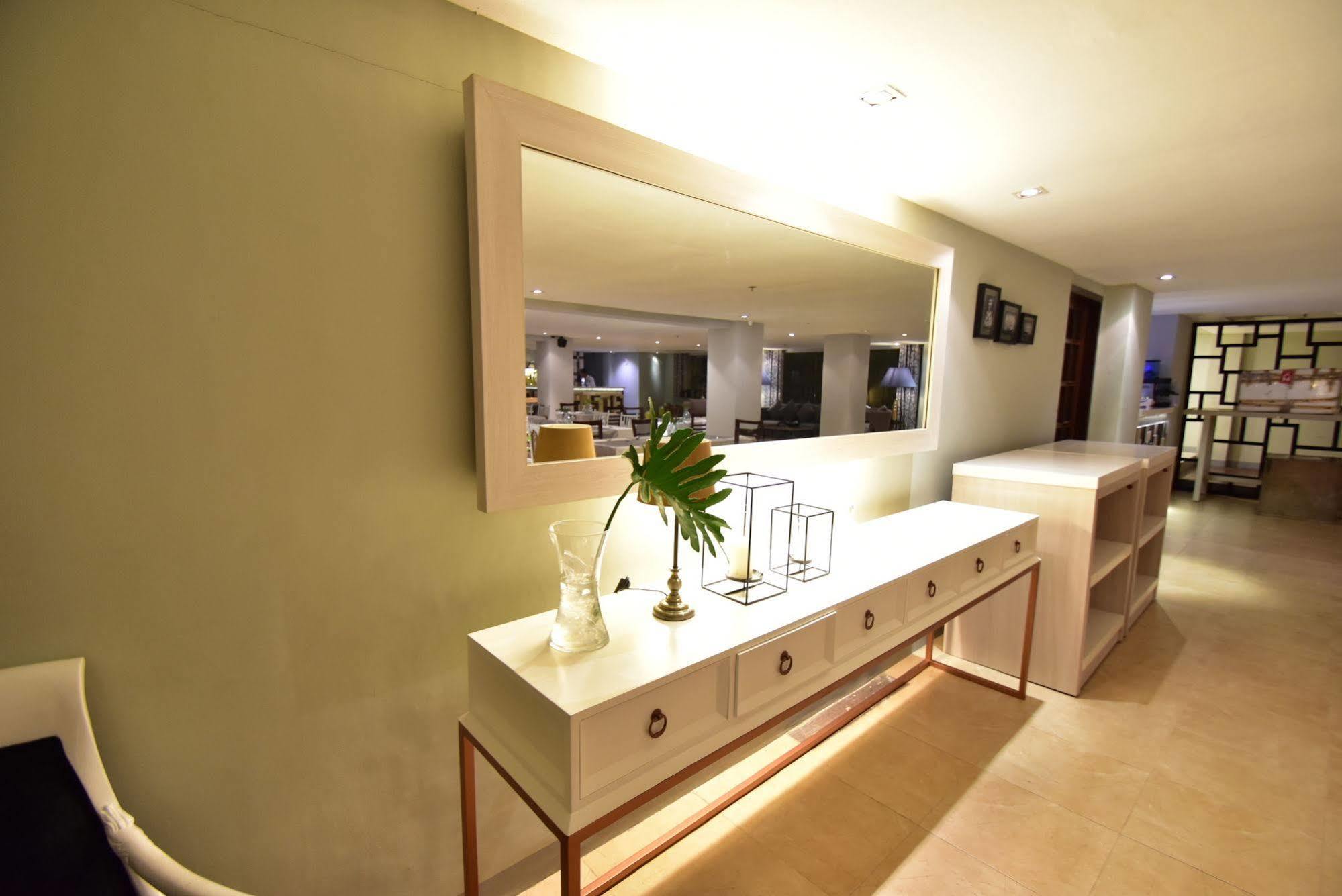 Almont City Hotel Butuan City Екстериор снимка