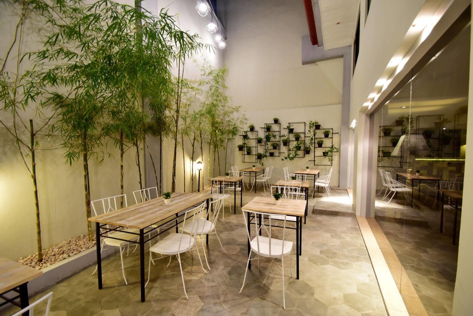 Almont City Hotel Butuan City Екстериор снимка