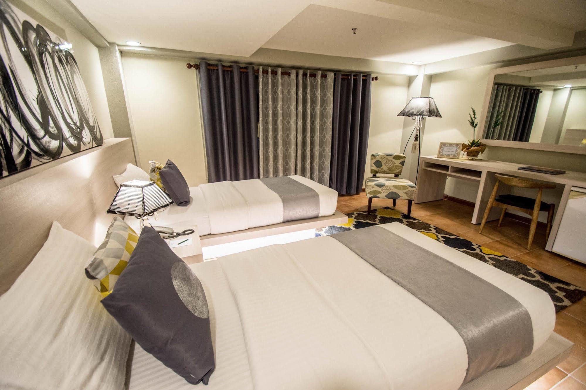 Almont City Hotel Butuan City Екстериор снимка